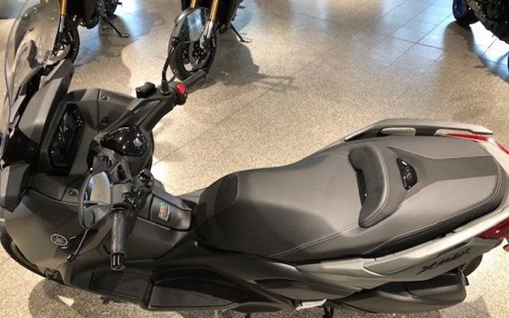 Gebrauchtmotorrad Yamaha XMAX 300 IRON MAX - Bild 10