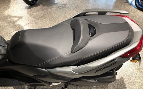 Gebrauchtmotorrad Yamaha XMAX 300 IRON MAX - Bild 11