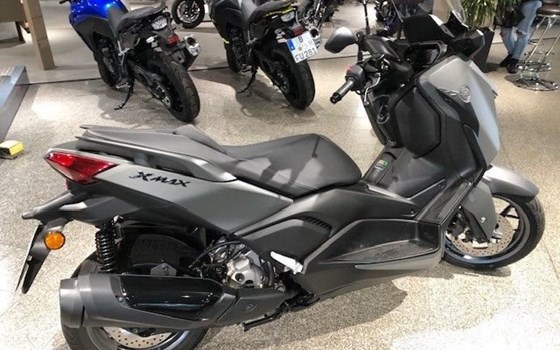 Gebrauchtmotorrad Yamaha XMAX 300 IRON MAX - Bild 3