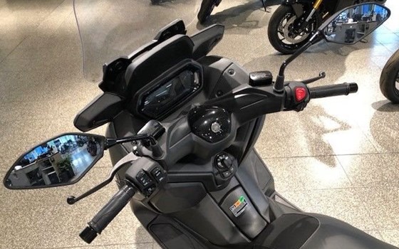 Gebrauchtmotorrad Yamaha XMAX 300 IRON MAX - Bild 9