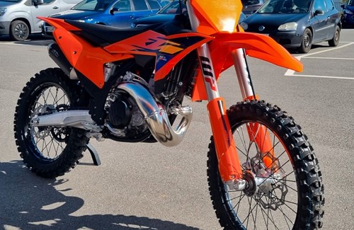 Neumotorrad KTM 300 SX