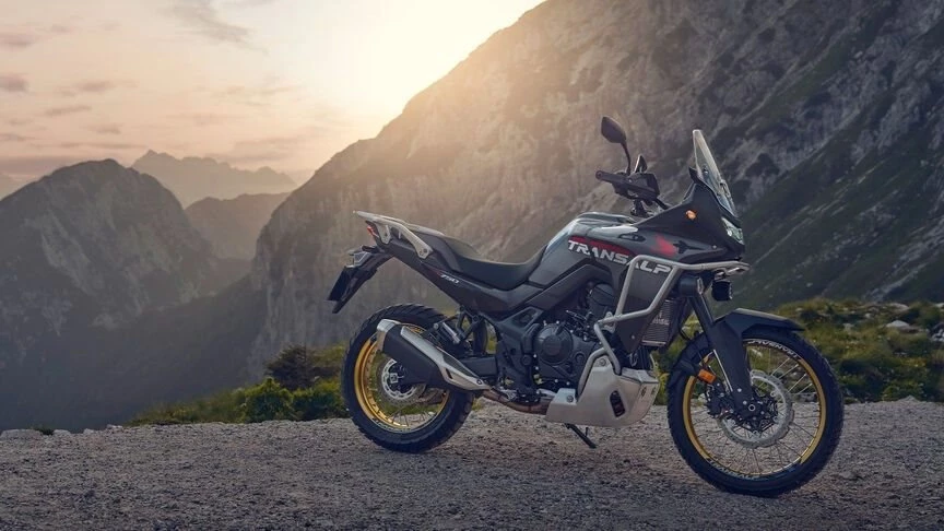 Offer Honda XL750 Transalp Bild 3: Offer Honda XL750 Transalp