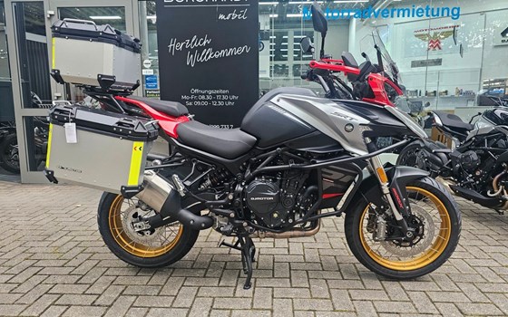 Neufahrzeug QJ Motor SRT 900 SX - Bild 2