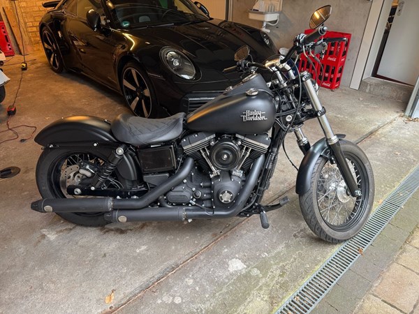 Gebrauchtmotorrad Harley-Davidson Dyna Street Bob FXDB Deutsch 5HD1/Tüv neu/ Penzel Auspuff/ Service Frisch