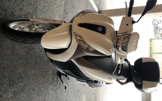 Gebrauchtmotorrad Piaggio Medley 150 - Bild 2 Gebrauchtmotorrad Piaggio Medley 150 - Bild 2