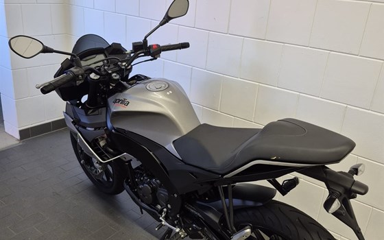 Gebrauchtmotorrad Aprilia Tuono 125 - Bild 19