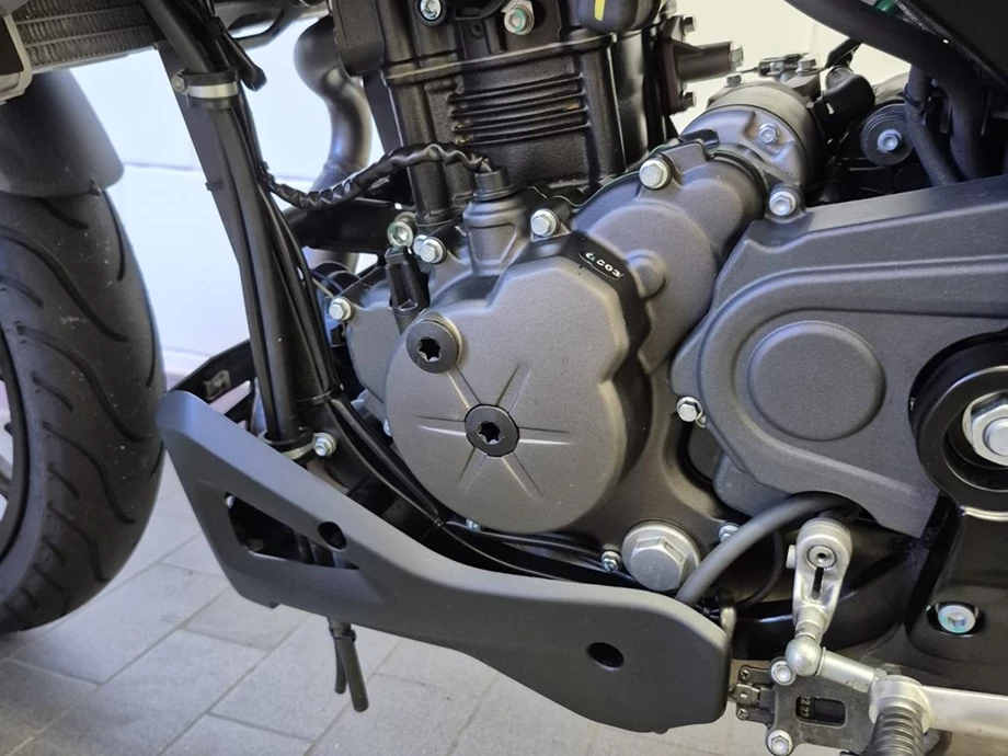 Angebot Aprilia Tuono 125 Bild 16: Angebot Aprilia Tuono 125