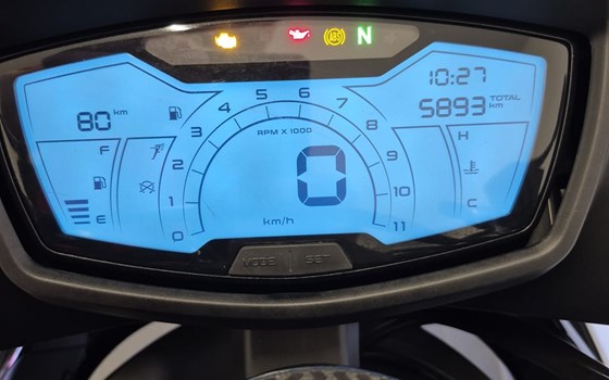 Gebrauchtmotorrad Aprilia Tuono 125 - Bild 4