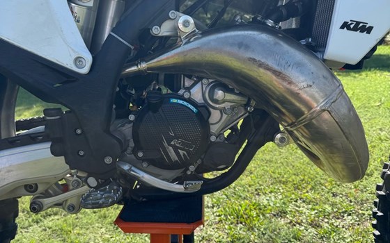 Gebrauchtmotorrad KTM 125 SX - Bild 11 Gebrauchtmotorrad KTM 125 SX - Bild 11