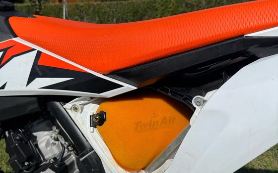 Gebrauchtmotorrad KTM 125 SX - Bild 8 Gebrauchtmotorrad KTM 125 SX - Bild 8