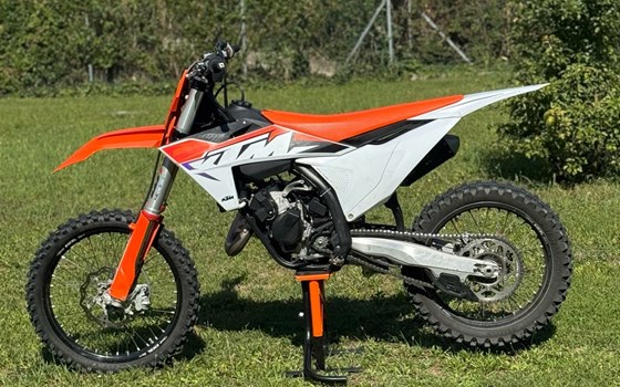 Gebrauchtmotorrad KTM 125 SX - Bild 6 Gebrauchtmotorrad KTM 125 SX - Bild 6