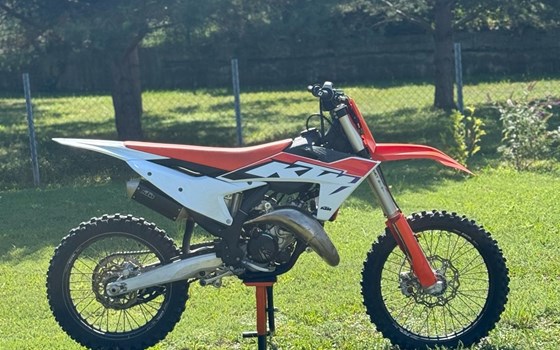 Gebrauchtmotorrad KTM 125 SX - Bild 5 Gebrauchtmotorrad KTM 125 SX - Bild 5
