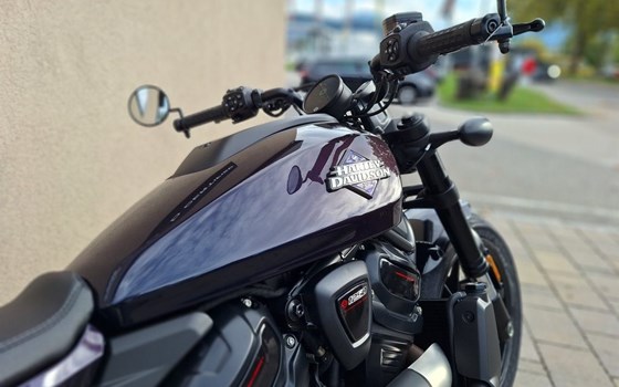 Neufahrzeug Harley-Davidson Sportster S RH1250S - Bild 6 Neufahrzeug Harley-Davidson Sportster S RH1250S - Bild 6