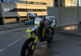 Gebrauchte Husqvarna 701 Supermoto Gebrauchte Husqvarna 701 Supermoto
