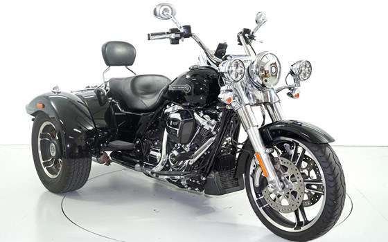 Motorrad Occasion Harley-Davidson Freewheeler - Bild 2