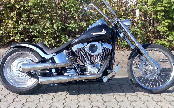 Gebrauchtmotorrad Harley-Davidson Softail Custom FXSTC - Bild 3