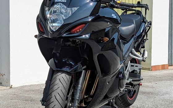 Gebrauchtmotorrad Suzuki GSX 1250 F - Bild 1 Gebrauchtmotorrad Suzuki GSX 1250 F - Bild 1