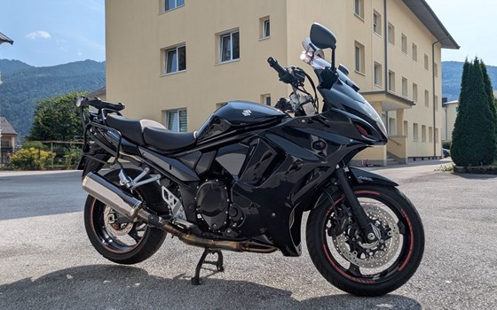 Gebrauchtmotorrad Suzuki GSX 1250 F - Bild 3 Gebrauchtmotorrad Suzuki GSX 1250 F - Bild 3