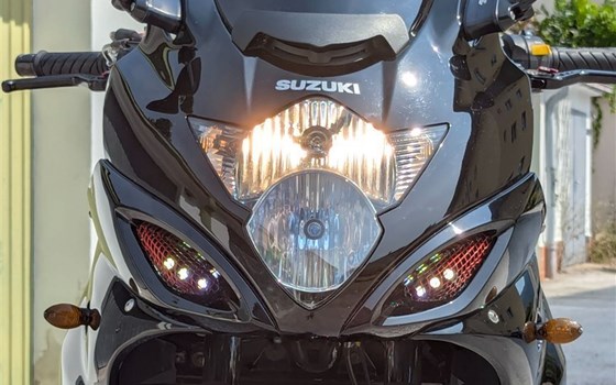 Gebrauchtmotorrad Suzuki GSX 1250 F - Bild 4 Gebrauchtmotorrad Suzuki GSX 1250 F - Bild 4