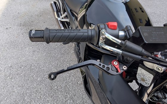 Gebrauchtmotorrad Suzuki GSX 1250 F - Bild 7 Gebrauchtmotorrad Suzuki GSX 1250 F - Bild 7