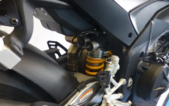 Neufahrzeug Aprilia Tuono V4 1100 Factory - Bild 4