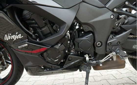 Gebrauchtmotorrad Kawasaki Ninja 1100SX SE - Bild 12