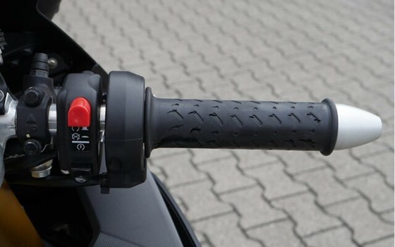 Gebrauchtmotorrad Aprilia RSV4 RR - Bild 14