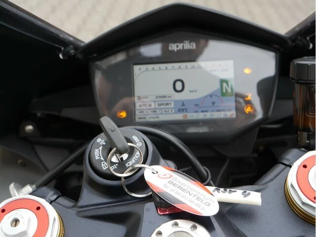 Angebot Aprilia RSV4 RR Bild 15: Angebot Aprilia RSV4 RR