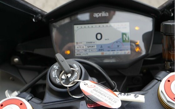 Gebrauchtmotorrad Aprilia RSV4 RR - Bild 15