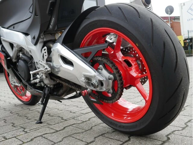 Angebot Aprilia RSV4 RR Bild 18: Angebot Aprilia RSV4 RR