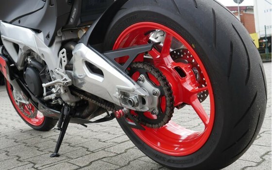 Gebrauchtmotorrad Aprilia RSV4 RR - Bild 18