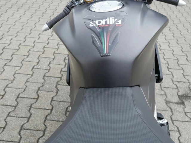 Angebot Aprilia RSV4 RR Bild 19: Angebot Aprilia RSV4 RR