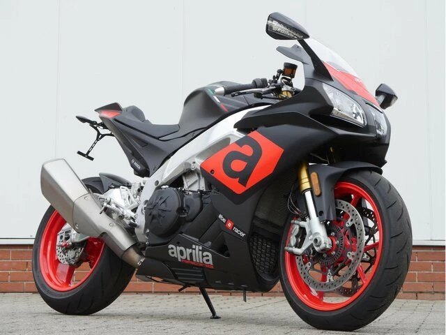 Angebot Aprilia RSV4 RR Bild 2: Angebot Aprilia RSV4 RR