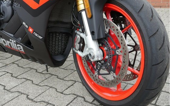Gebrauchtmotorrad Aprilia RSV4 RR - Bild 4