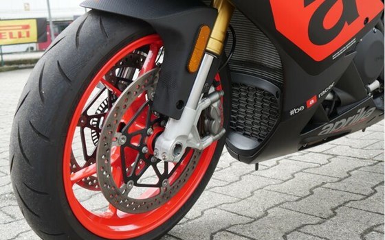 Gebrauchtmotorrad Aprilia RSV4 RR - Bild 8