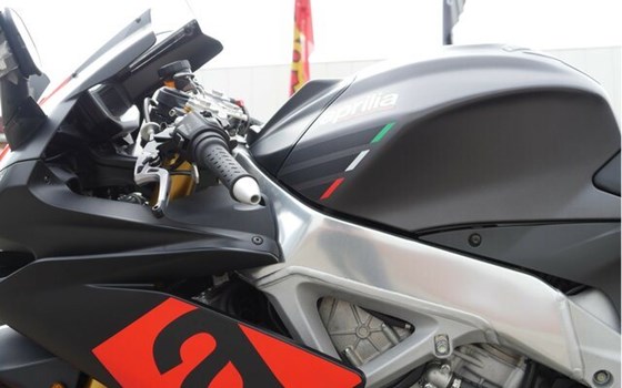 Gebrauchtmotorrad Aprilia RSV4 RR - Bild 9