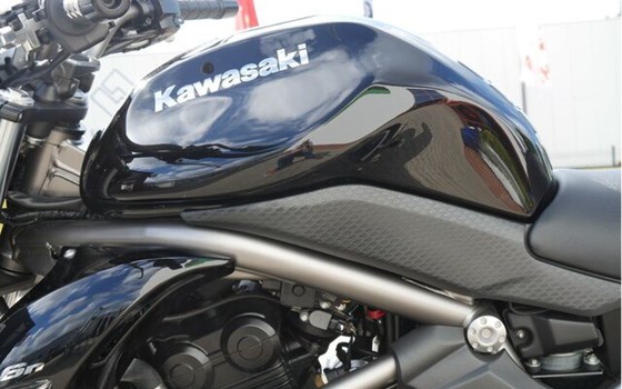 Gebrauchtmotorrad Kawasaki ER-6n - Bild 10