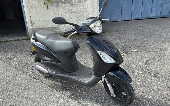 Gebrauchtmotorrad Derbi Boulevard 50 - Bild 5 Gebrauchtmotorrad Derbi Boulevard 50 - Bild 5