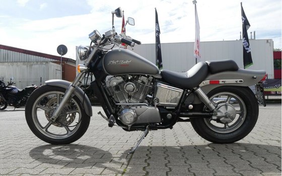 Gebrauchtmotorrad Honda VT1100 C Shadow - Bild 13