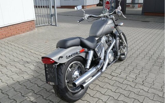 Gebrauchtmotorrad Honda VT1100 C Shadow - Bild 8
