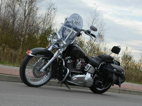 Gebrauchtmotorrad Harley-Davidson Softail Heritage Classic FLHC