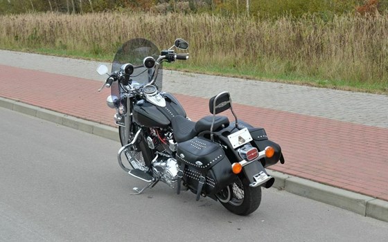 Gebrauchtmotorrad Harley-Davidson Softail Heritage Classic FLHC - Bild 2