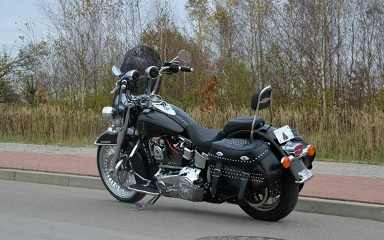 Gebrauchtmotorrad Harley-Davidson Softail Heritage Classic FLHC - Bild 4