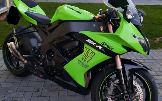 Gebrauchtmotorrad Kawasaki Ninja ZX-10R - Bild 1