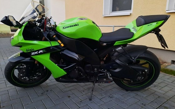 Gebrauchtmotorrad Kawasaki Ninja ZX-10R - Bild 2