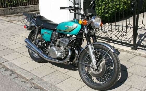 Gebrauchtmotorrad Suzuki GT 550 - Bild 3