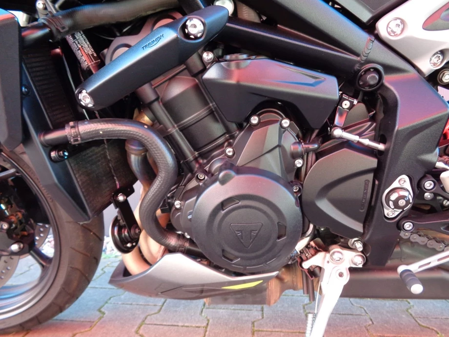 Angebot Triumph Street Triple R Bild 13: Angebot Triumph Street Triple R