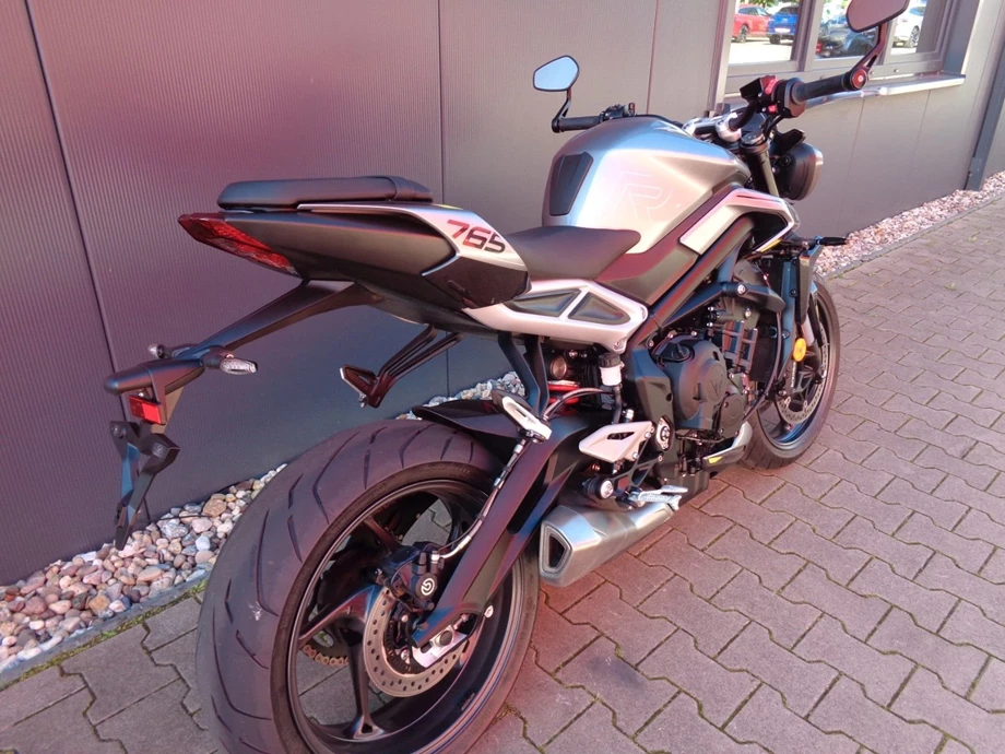 Angebot Triumph Street Triple R Bild 2: Angebot Triumph Street Triple R
