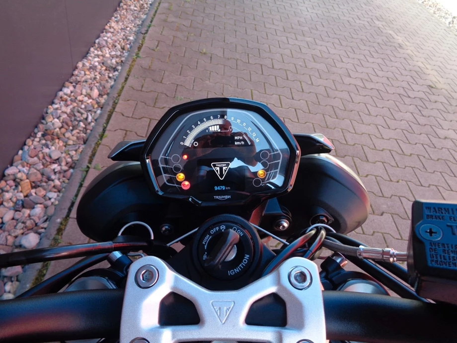 Angebot Triumph Street Triple R Bild 8: Angebot Triumph Street Triple R