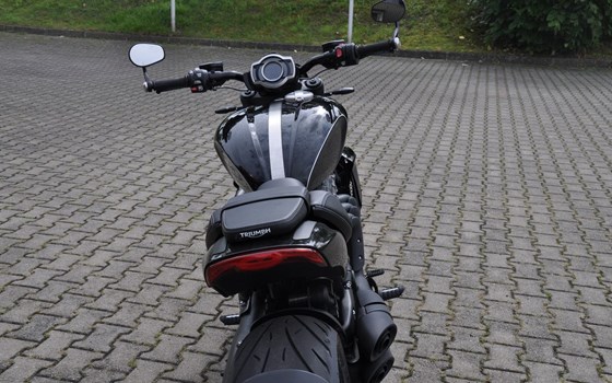 Gebrauchtmotorrad Triumph Rocket 3 Storm R - Bild 6
